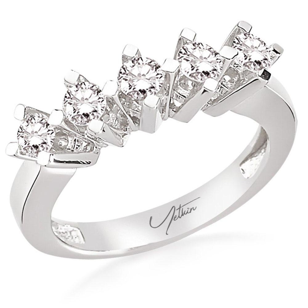 0.40 Karat Beştaş Pırlanta Yüzük (14 ayar 2.3Gr altin)