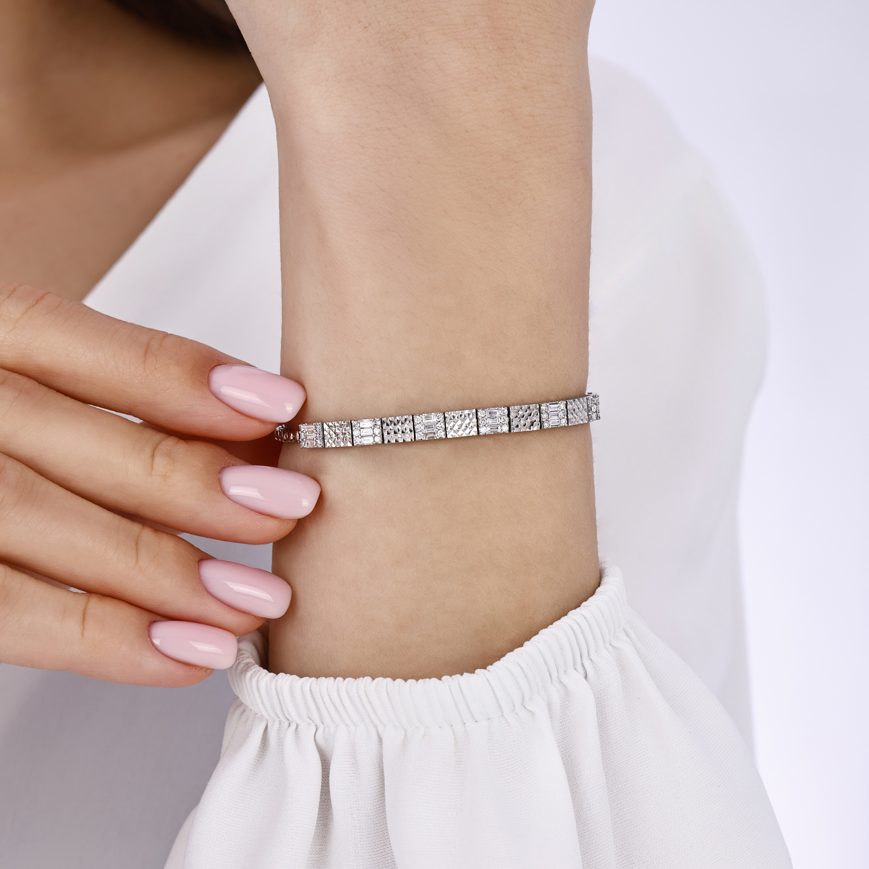 Fantezi Bileklikler 0.70 Karat Pırlanta Fantezi Bileklik (8 ayar 6.9Gr Altın)